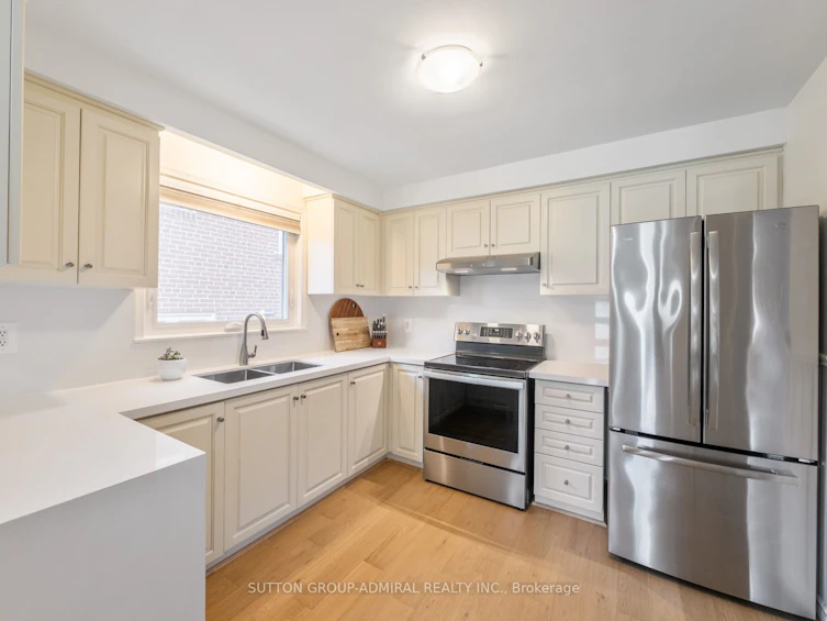 23 Groverdale Road, Toronto, ON, M9C 3M7 - 14