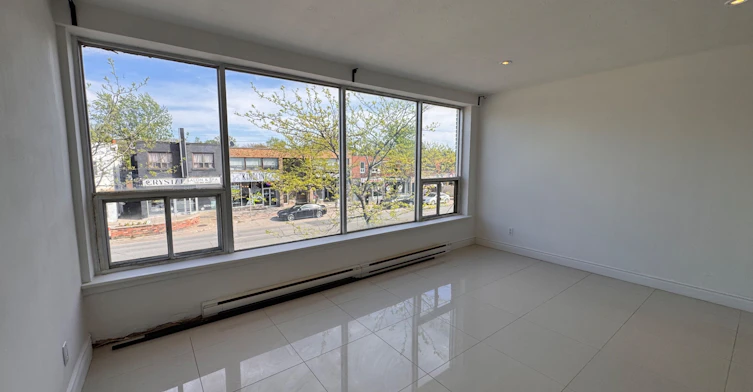 1-256 Lakeshore Road E, Mississauga, ON, L5G 1G9 - 8