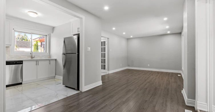 9 Highland Trail, Brampton, ON, L6S 1P4 - 11