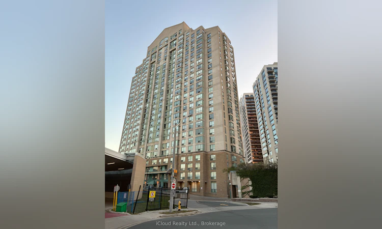302-101 Subway Crescent