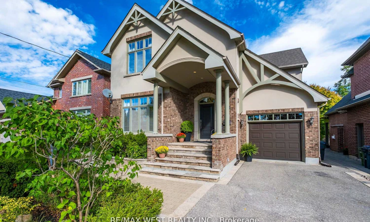 11 Tremont Road