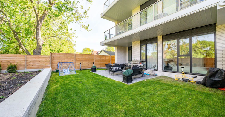 102-722 Marlee Avenue, Toronto, ON, M6B 3J7 - 37