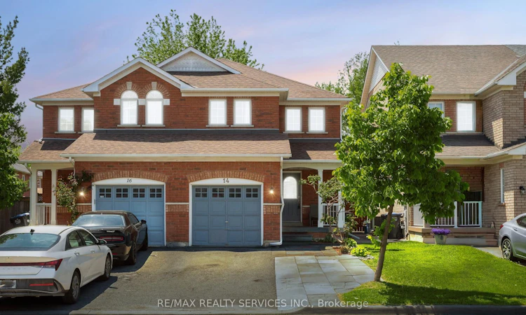 14 Todmorden Drive