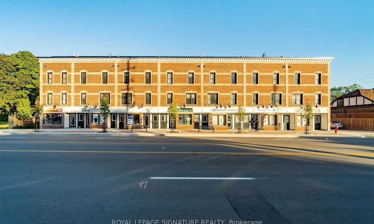 202-760 Lakeshore Road E