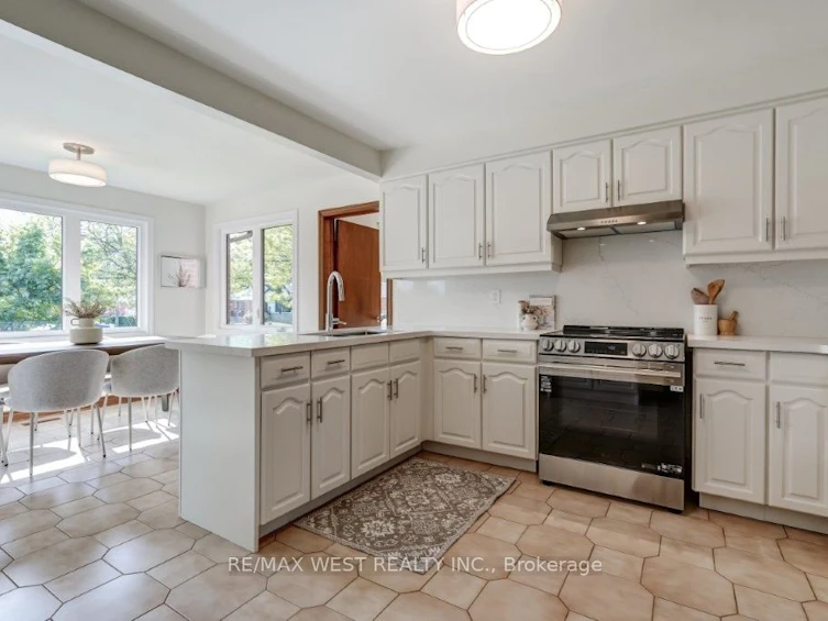167 Silverhill Drive, Toronto, ON, M9B 6J5 - 12