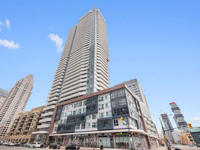 3209-4065 Confederation Parkway - 4