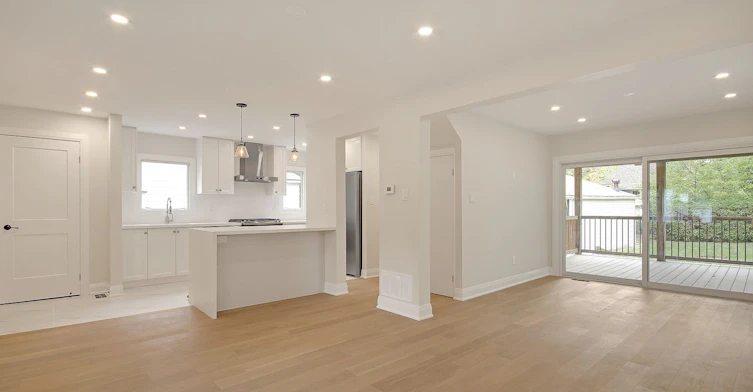 17 Uno Drive, Toronto, ON, M8Z 3N7 - 8