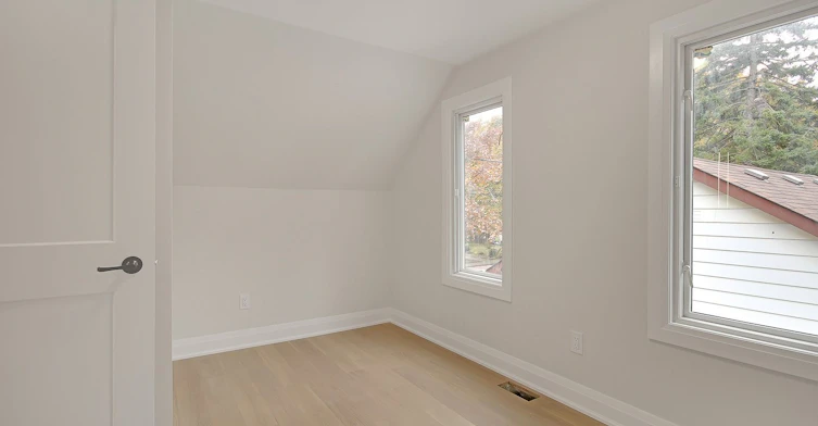 17 Uno Drive, Toronto, ON, M8Z 3N7 - 10