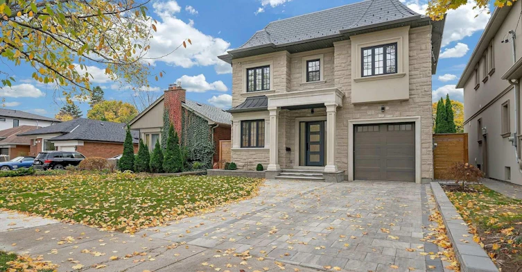 132 Lothian Avenue, Toronto, ON, M8Z 4L4