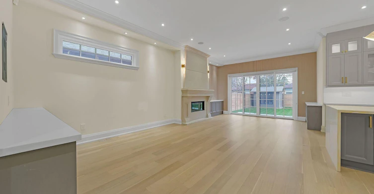132 Lothian Avenue, Toronto, ON, M8Z 4L4 - 9