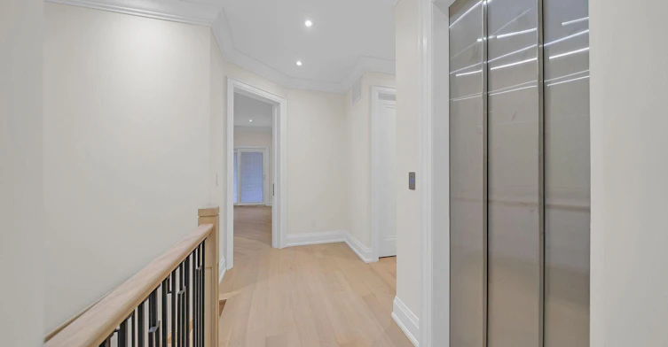 132 Lothian Avenue, Toronto, ON, M8Z 4L4 - 20