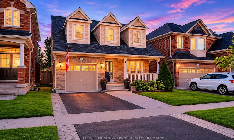 292 Mcdougall Crossing