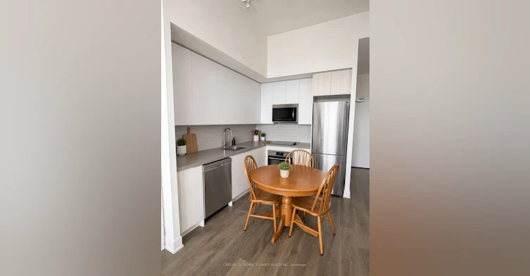 304-297 Oak Walk Drive, Oakville, ON, L6H 6Z3 - 3