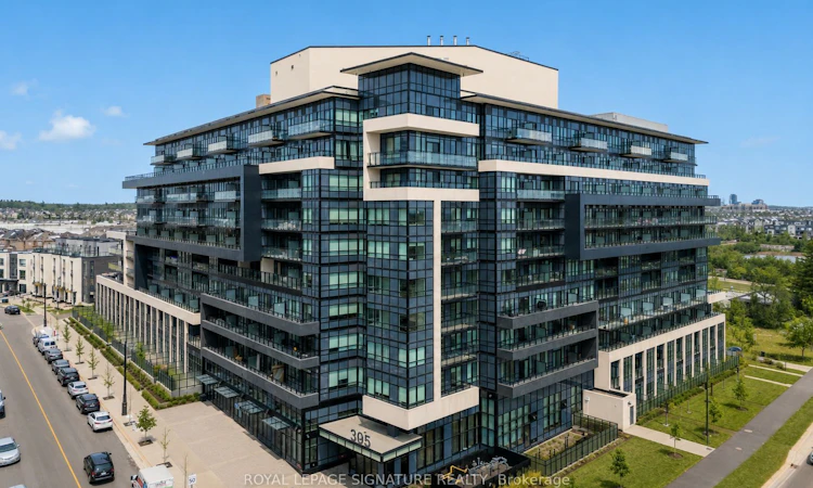 132-395 Dundas Street W
