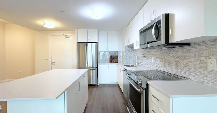 101-2333 Taunton Road, Oakville, ON, L6H 0N5 - 4