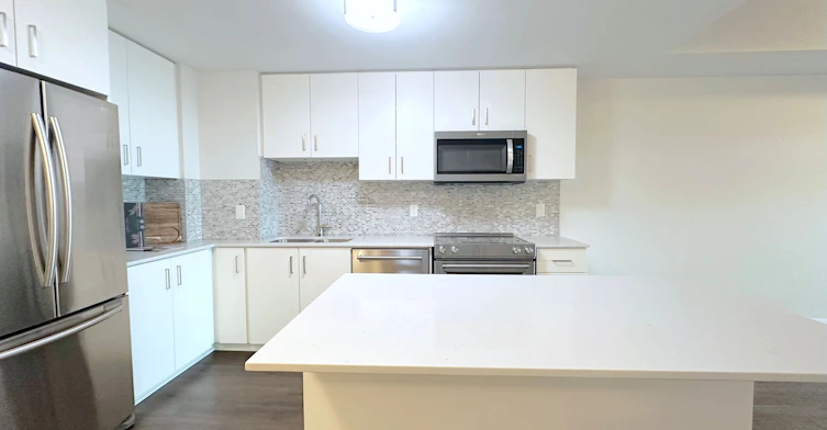 101-2333 Taunton Road, Oakville, ON, L6H 0N5 - 3