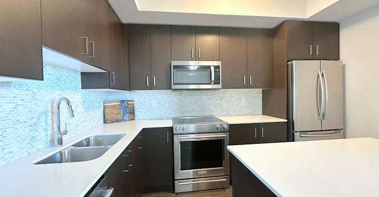 901-2333 Taunton Road, Oakville, ON, L6H 0N5 - 4