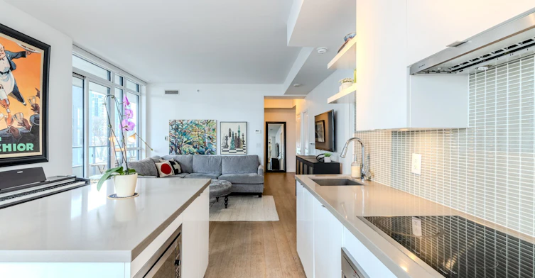 B415-60 Annie Craig Drive, Toronto, ON, M8V 0C4 - 14