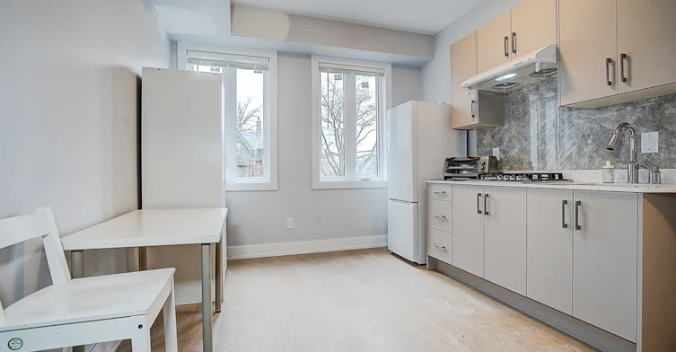 1-252 Annette Street, Toronto, ON, M6P 1R1 - 14