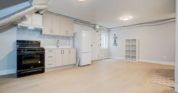 5-252 Annette Street, Toronto, ON, M6P 1R1 - 12