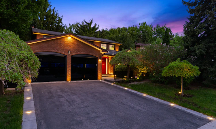 5 Canterbury Crescent