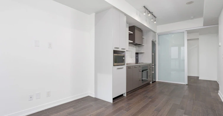 716-1830 Bloor Street W, Toronto, ON, M6P 0A2 - 18