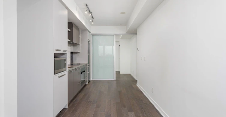 716-1830 Bloor Street W, Toronto, ON, M6P 0A2 - 3