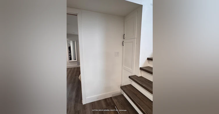 Lower-6 Frankfort Avenue, Toronto, ON, M6L 2Y2 - 29
