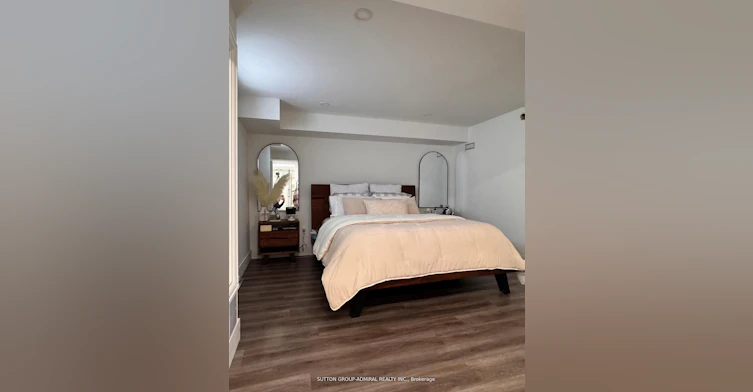 Lower-6 Frankfort Avenue, Toronto, ON, M6L 2Y2 - 17