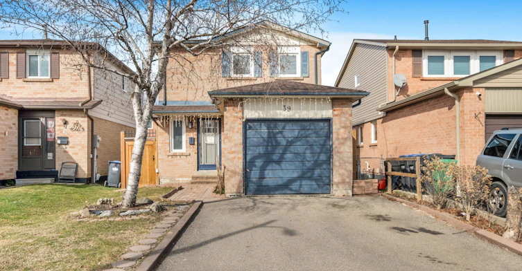 39 Martindale Upper Crescent, Brampton, ON, L6X 2V7