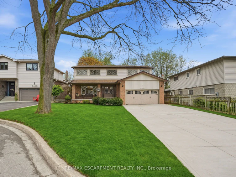 2127 Larabee Court, Burlington, ON, L7P 3S3 - 2