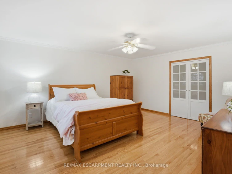 2127 Larabee Court, Burlington, ON, L7P 3S3 - 27