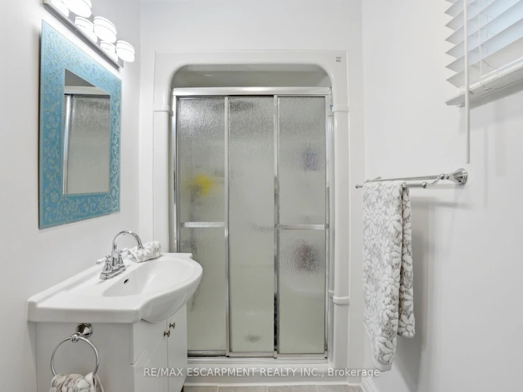 2127 Larabee Court, Burlington, ON, L7P 3S3 - 26