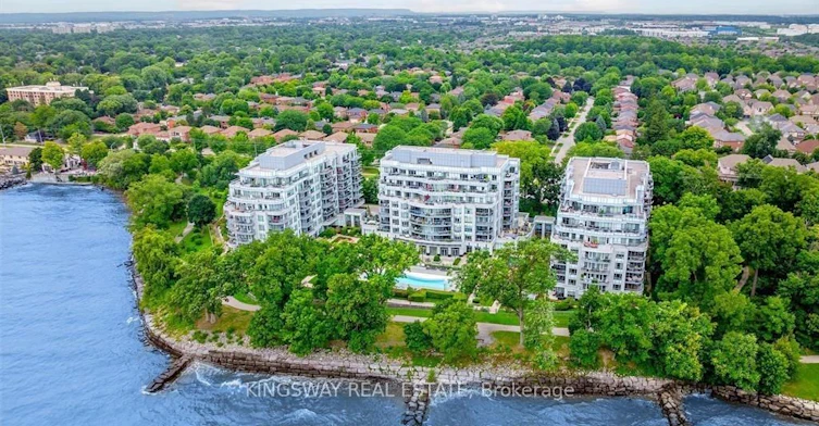 A608-3500 Lakeshore Road W, Oakville, ON, L6L 0B4 - 3