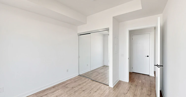 817-220 Missinnihe Way, Mississauga, ON, L5H 0A9 - 46