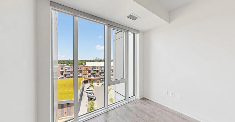 817-220 Missinnihe Way, Mississauga, ON, L5H 0A9 - 34
