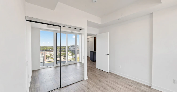 817-220 Missinnihe Way, Mississauga, ON, L5H 0A9 - 45