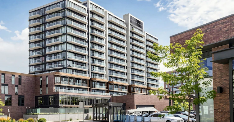 817-220 Missinnihe Way, Mississauga, ON, L5H 0A9 - 25