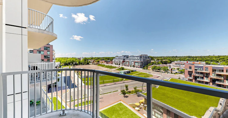 817-220 Missinnihe Way, Mississauga, ON, L5H 0A9 - 7