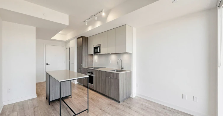 817-220 Missinnihe Way, Mississauga, ON, L5H 0A9 - 36
