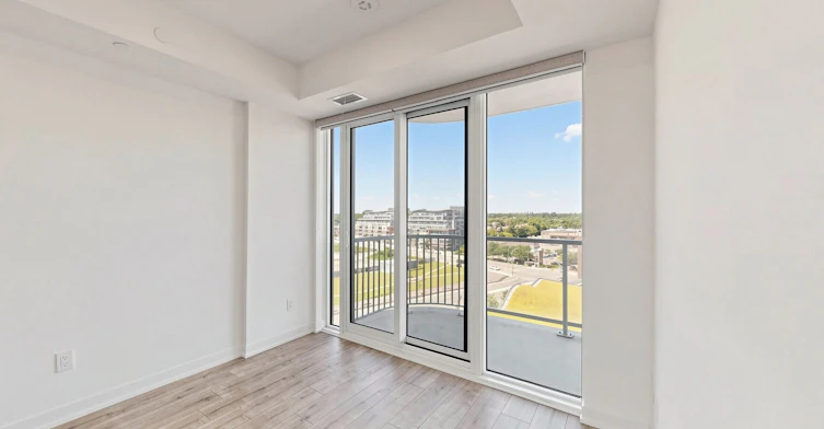 817-220 Missinnihe Way, Mississauga, ON, L5H 0A9 - 44