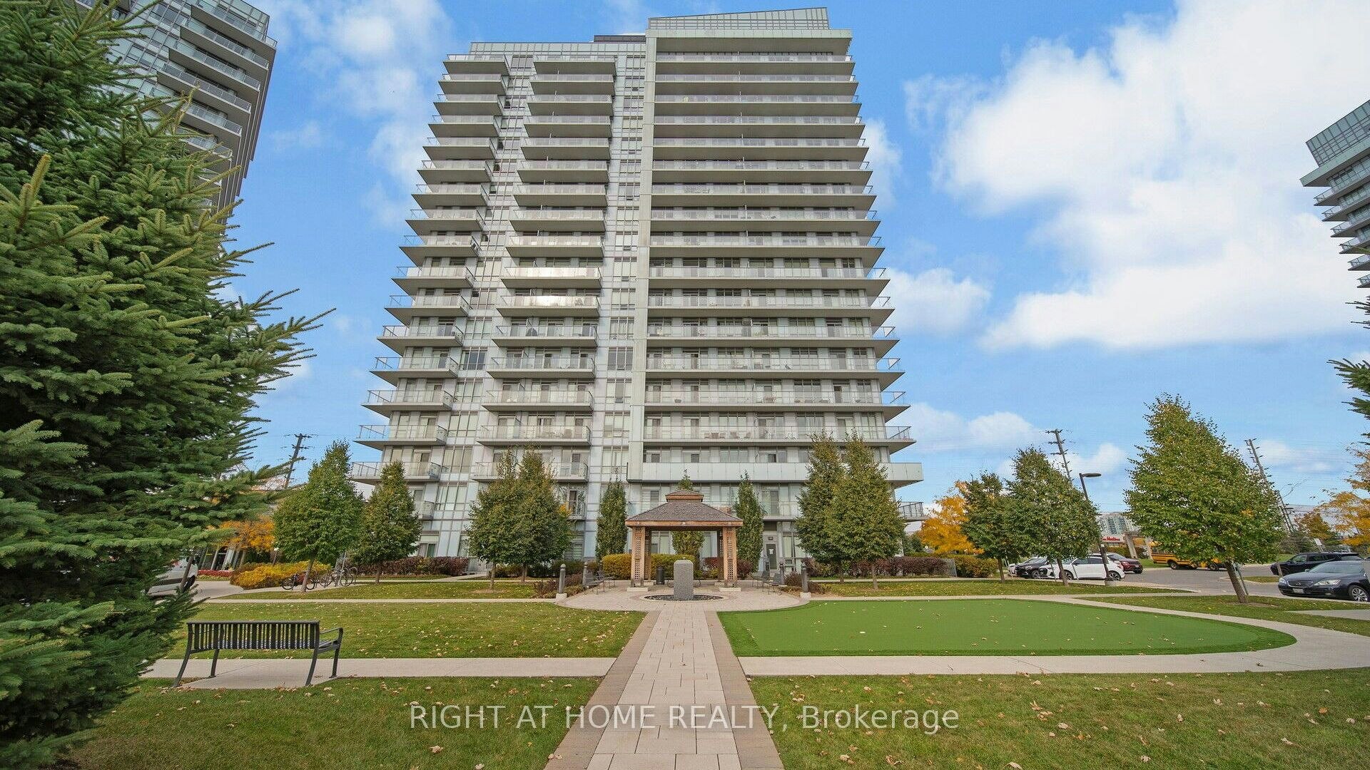 206-4655 Glen Erin Drive, Mississauga, ON, L5M 0Z1
