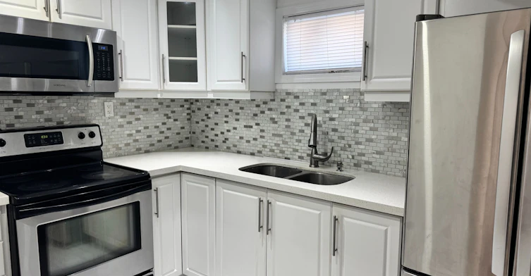 8 Montrose Place, Brampton, ON, L6S 2S8 - 6