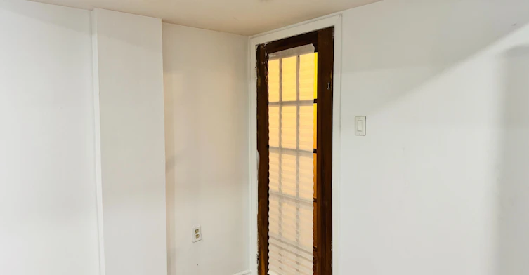 8 Montrose Place, Brampton, ON, L6S 2S8 - 5