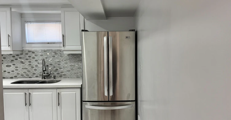 8 Montrose Place, Brampton, ON, L6S 2S8 - 8