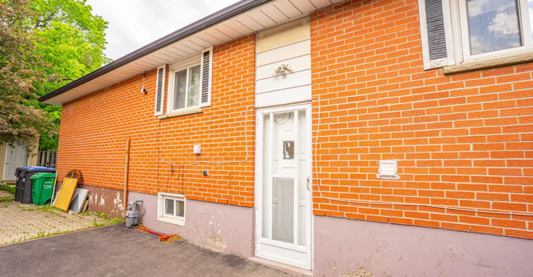 24 Bingham Road, Brampton, ON, L6V 2K1 - 2