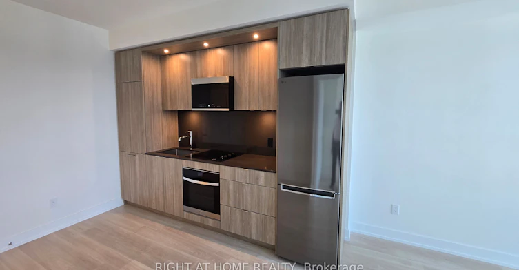 1707-60 Central Park Roadway N/A, Toronto, ON, M9A 0E6 - 25