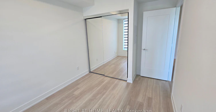1707-60 Central Park Roadway N/A, Toronto, ON, M9A 0E6 - 37