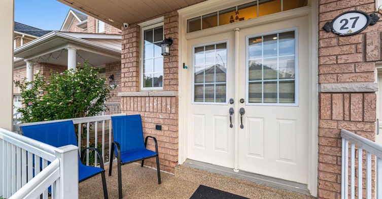 27 Hardgate Crescent, Brampton, ON, L7A 3V7 - 3