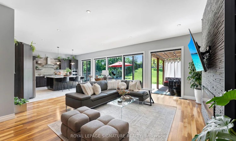 88 Beaver Bend Crescent